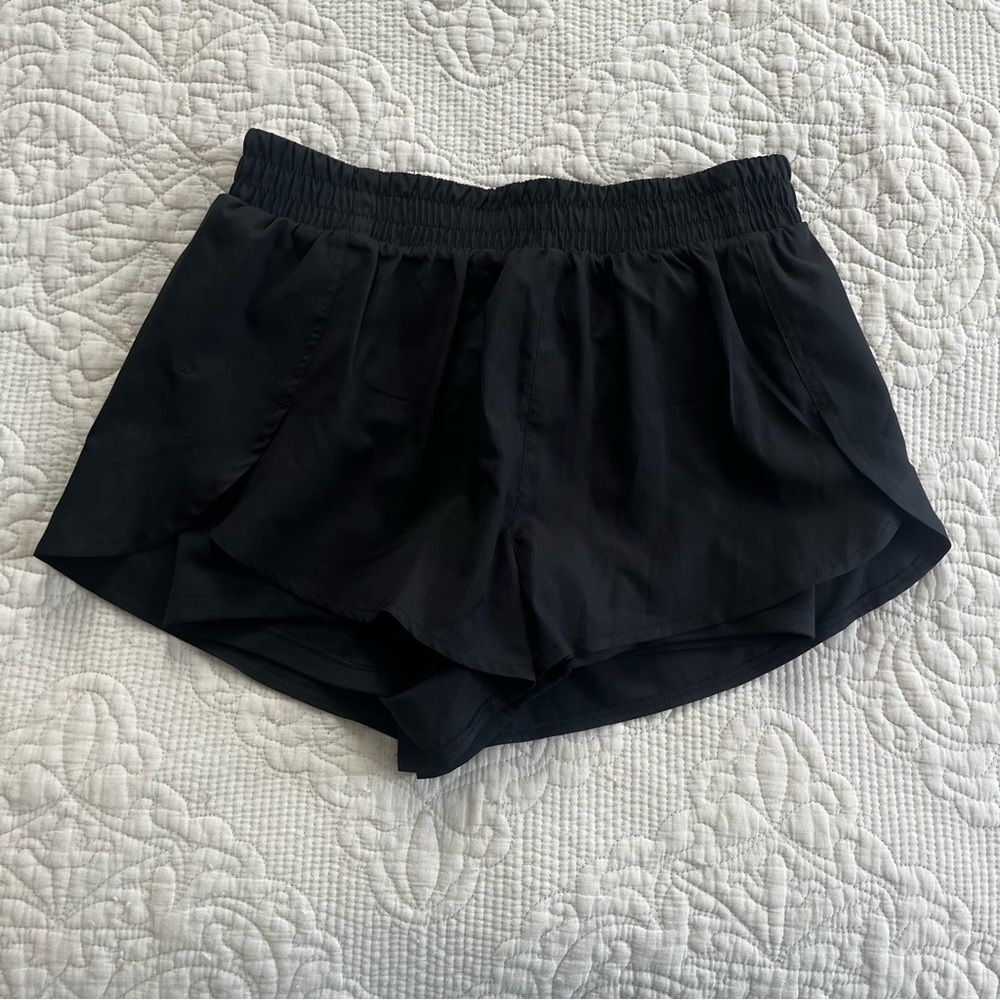 Girlfriend collective black athletic shorts size XS
